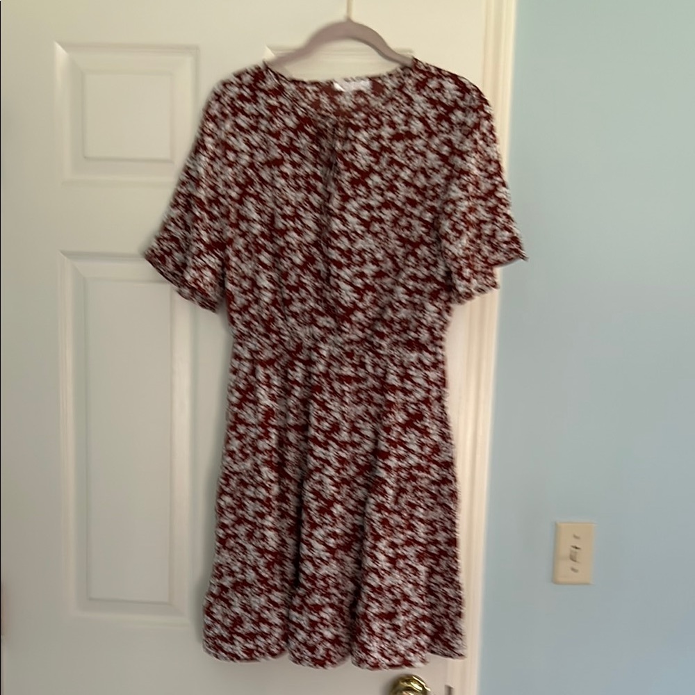 Red Pleated Ruffled Knee-Length Sundress - Picture 2 of 3